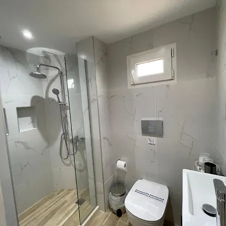 Sea View Apts & By Pachiplex Apartment *